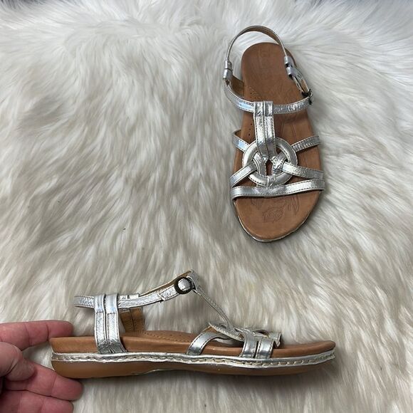 Born Silver Handcrafted Leather Strappy Sandals Sz 6 - Picture 1 of 7